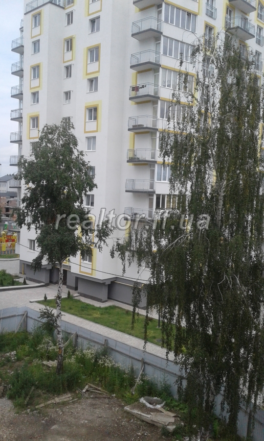 Prostora_ta_chudova_kvartyra_syrets_z_chornovym_remontom_bilya_miskoho_parku_13533_7_1499431295.jpg