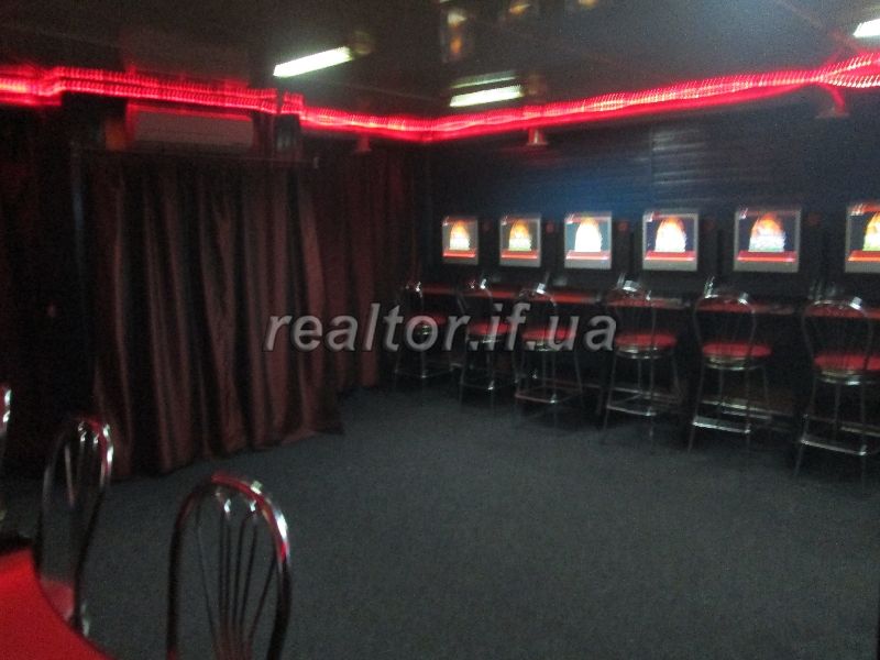 Prymishchennya_pid_kafe_5115_2_1382433459.jpg