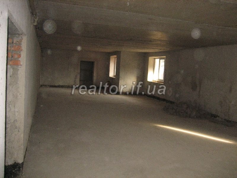 Prymishchennya_vilnoho_pryznachennya_v_raioni__5447_7_1389791285.jpg