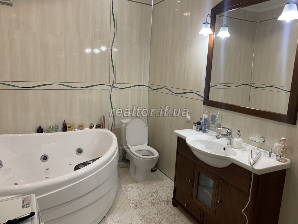Rozkishna_2-kimnatna_kvartyra_z_dyzainerskym_remontom_u_prestyzhnomu_raioni_23274_1_1725975474.jpeg