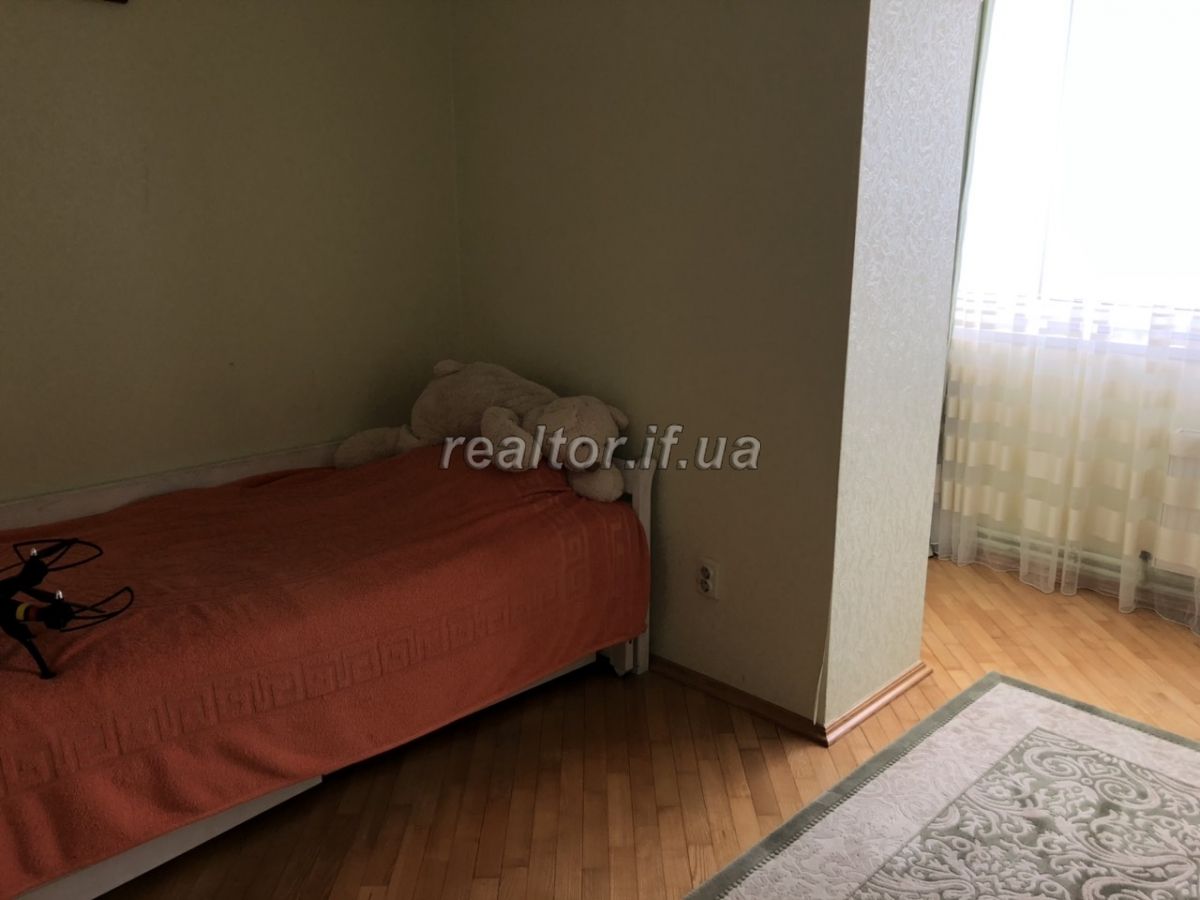 Shykarna_kvartyra_v_orendu_po_vulytsi_Symonenka_16839_6_1566977203.jpg