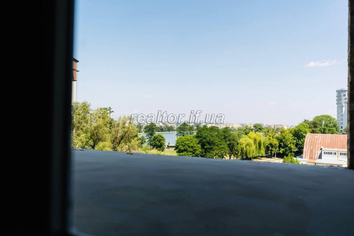 Shykarna_kvartyra_z_terasoyu_na_berezi_miskoho_ozera_v_elitnii_novobudovi__21697_11_1657958110.jpeg