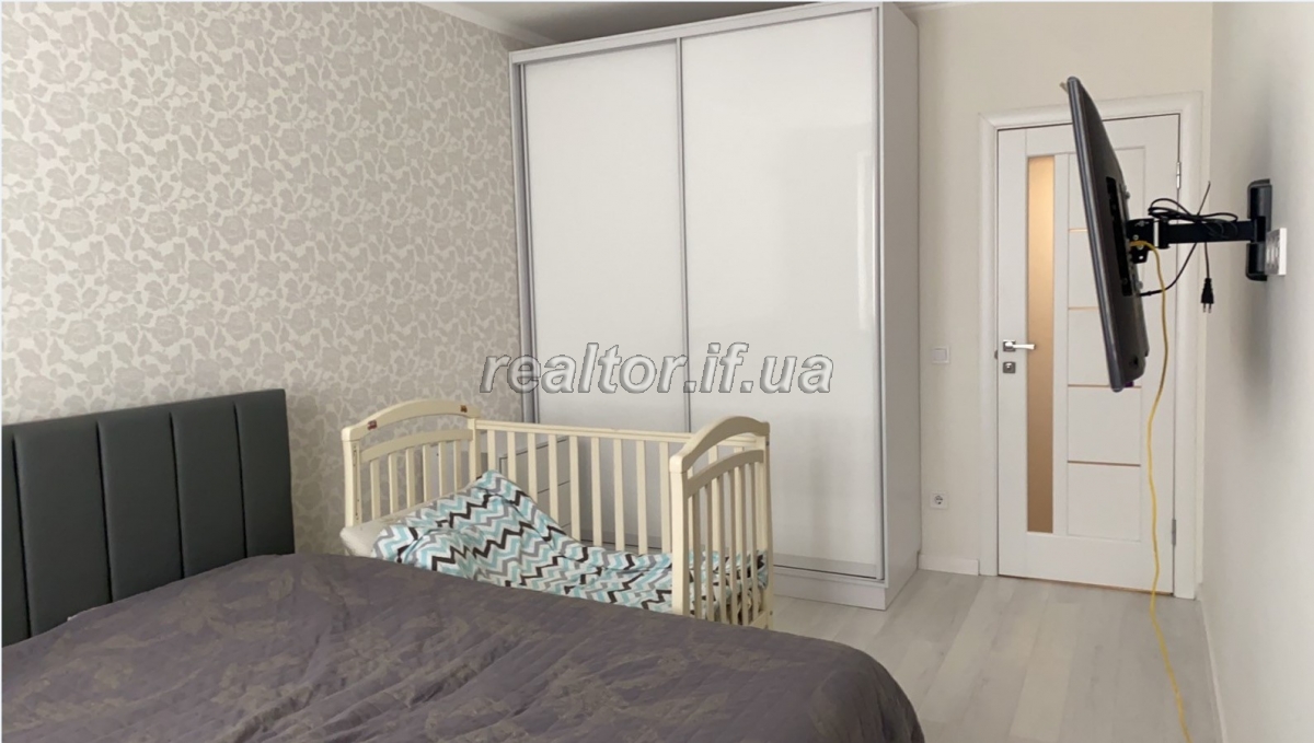 Suchasna_dvorivneva_kvartyra_z_vydom_na_Vovchynetski_hory_v_ZhK_Yevropeiskyi_siti_23042_0_1715927897.jpeg