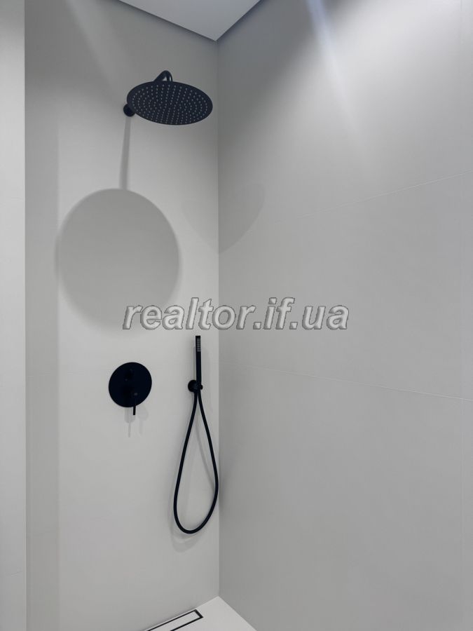 Suchasna_kvartyra_z_remontom_u_ZhK_Parus_na_berezi_ozera_23346_14_1729151401.jpeg