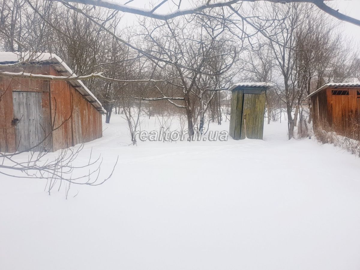 Terminovo_prodam_chastynu_budynku_popry_tsentralnu_dorohu_v_Novomu_Lystsi_19602_1_1613641025.jpeg