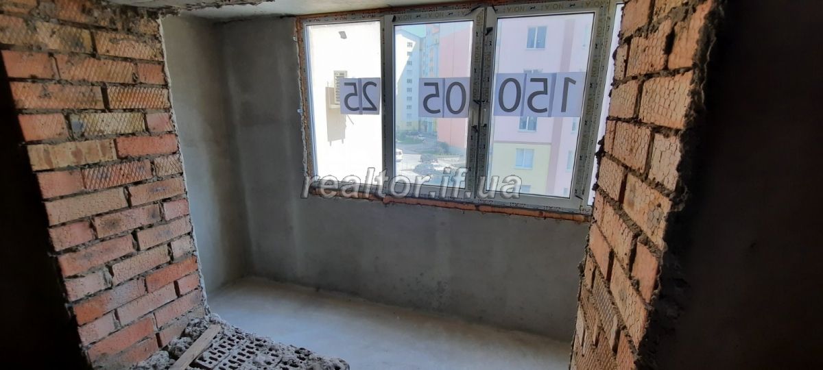 Terminovo_prodayetsya_dvokhkimnatna_kvartyra_velykoyi_ploshchi_v_zdanomu_budynku_z_usima_komunikatsiyamy_20491_10_1626356643.jpeg