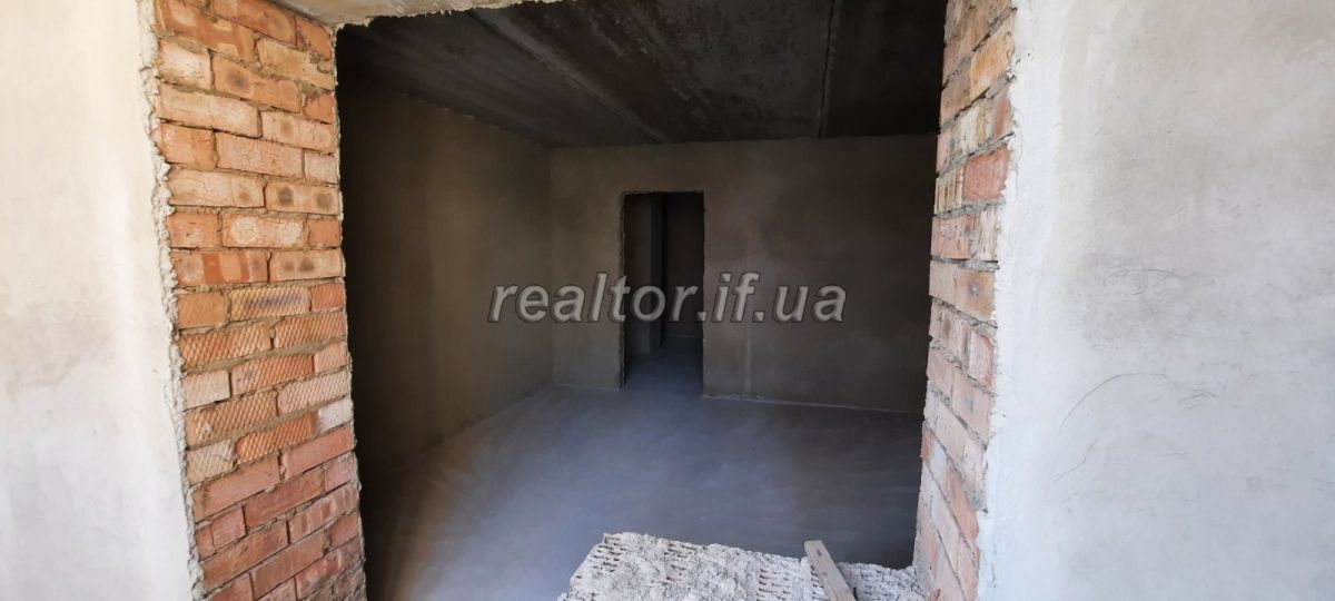 Terminovo_prodayetsya_dvokhkimnatna_kvartyra_velykoyi_ploshchi_v_zdanomu_budynku_z_usima_komunikatsiyamy_20491_11_1626356643.jpeg
