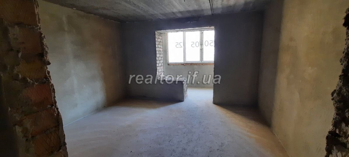 Terminovo_prodayetsya_dvokhkimnatna_kvartyra_velykoyi_ploshchi_v_zdanomu_budynku_z_usima_komunikatsiyamy_20491_1_1626356641.jpeg
