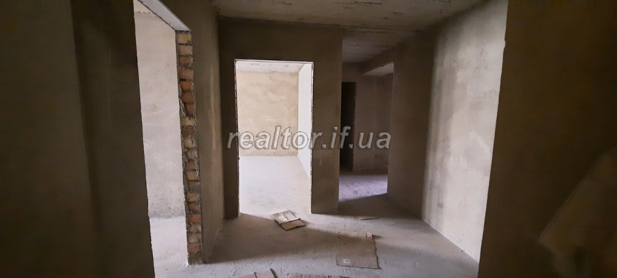 Terminovo_prodayetsya_dvokhkimnatna_kvartyra_velykoyi_ploshchi_v_zdanomu_budynku_z_usima_komunikatsiyamy_20491_2_1626356642.jpeg