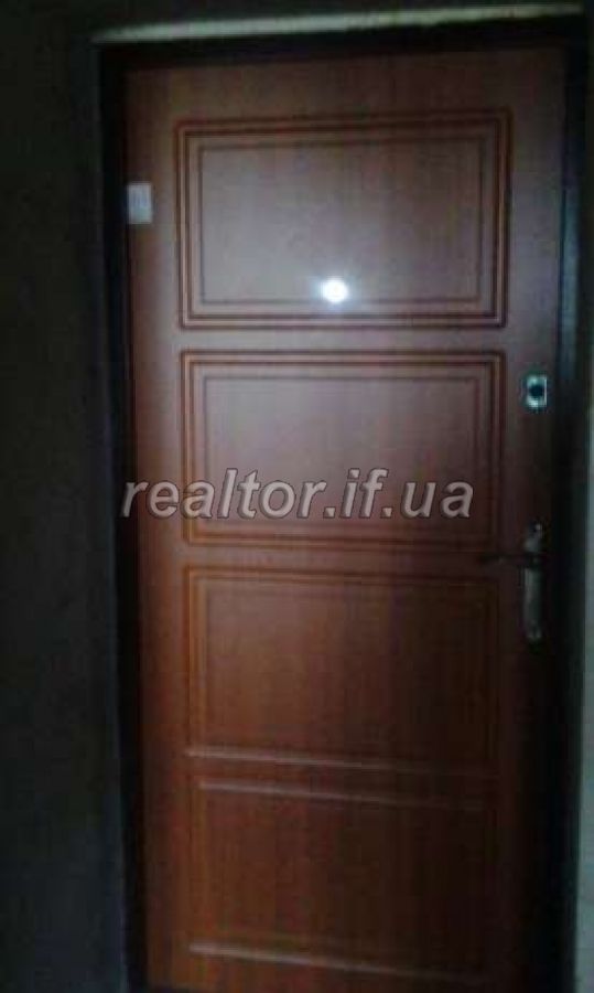 Terminovyi_prodazh_deshevoyi_kvartyry_v_novobudovi_po_vulHalytska_13612_8_1508314232.jpg