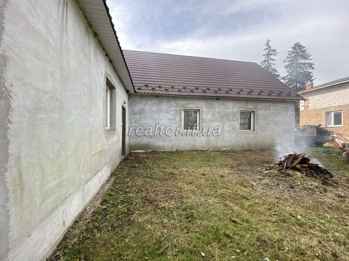 Terminovyi_prodazh_nezhytlovoho_vyrobnychoho_prymishchennya_v_misti_Nadvirna_22733_7_1699473008.jpeg