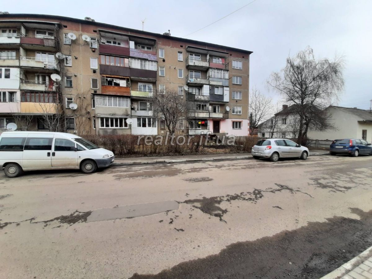 Torhovo-ofisne_prymishchennya_v_misti_Halych_21363_5_1655901545.jpeg