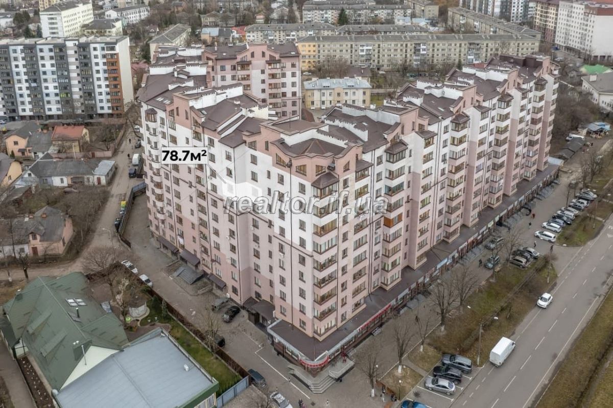 Trokh_kimnatna_kvartyra_tsentr_Pulyuya__z_kladovkoyu_21344_0_1644566084.jpeg