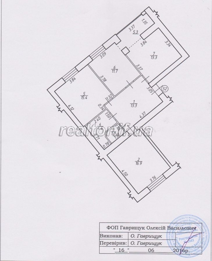 Trykimnatna_kvartyra_iz_70_vidsotkamy__remontu_v_zdanii_novobudovi_poruch_iz_torhovym_tsentrom_Arsen_14480_2_1518090431.jpg