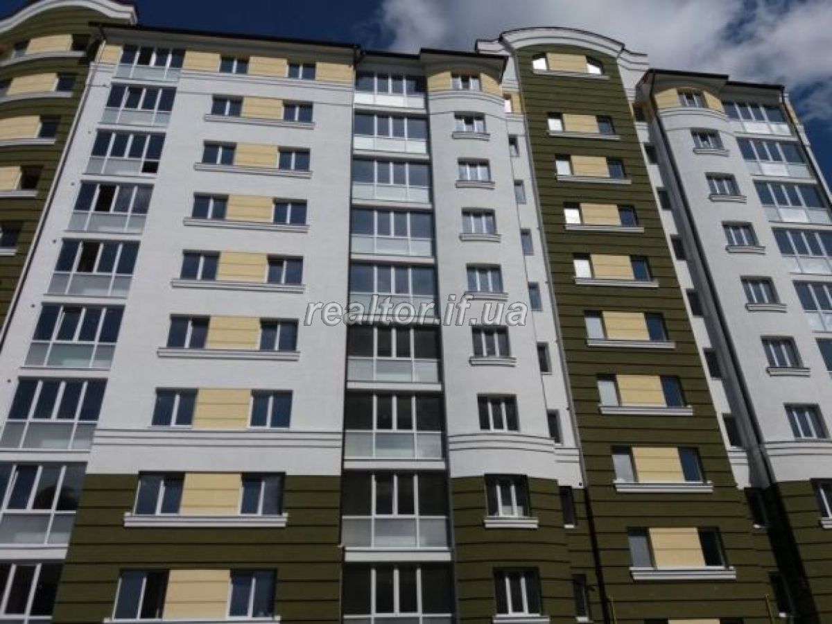 Trykimnatna_kvartyra_iz_70_vidsotkamy__remontu_v_zdanii_novobudovi_poruch_iz_torhovym_tsentrom_Arsen_14480_9_1518090433.jpg