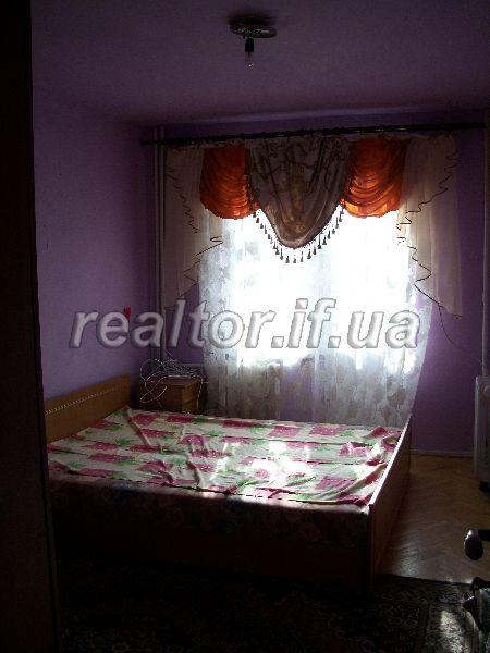 Trykimnatna_kvartyra_v_orendu_po_vulytsi_Pivdennyi_Bulvar_7583_4_1422886256.jpg