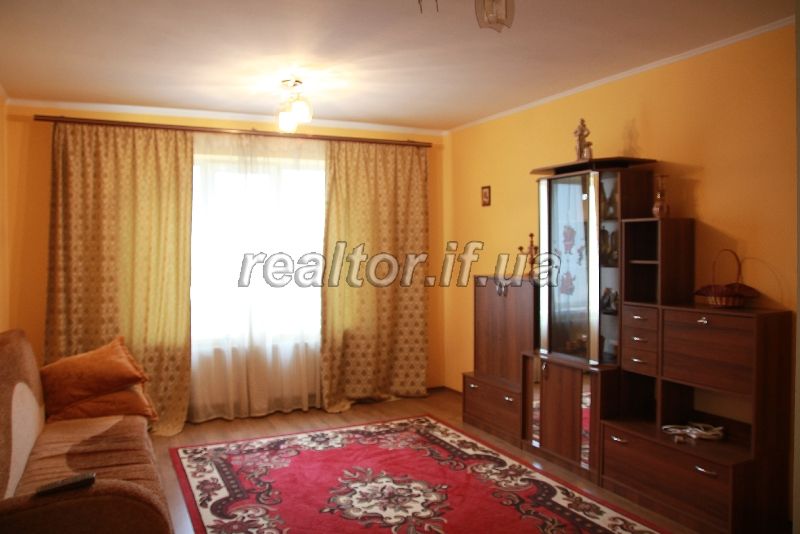 Trykimnatna_kvartyra_v_orendu_v_novobudovi__5954_2_1397638680.jpg