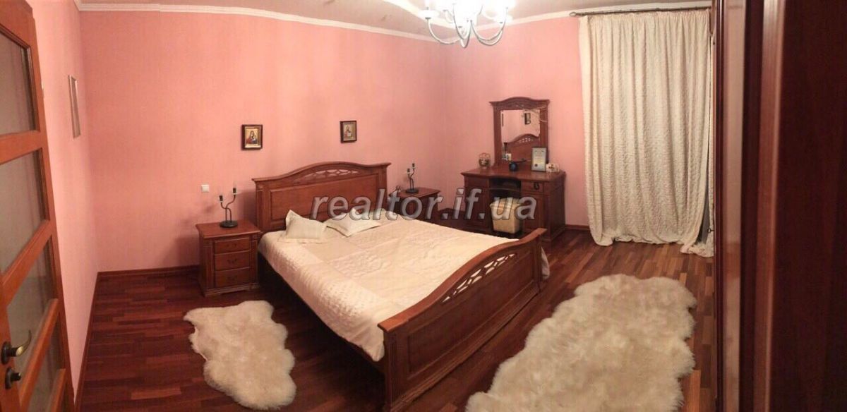 Velyka_kvartyra_z_harnym_remontom_ta_meblyamy_po_vulytsi_Hryunvaldska_15713_13_1544612724.jpg