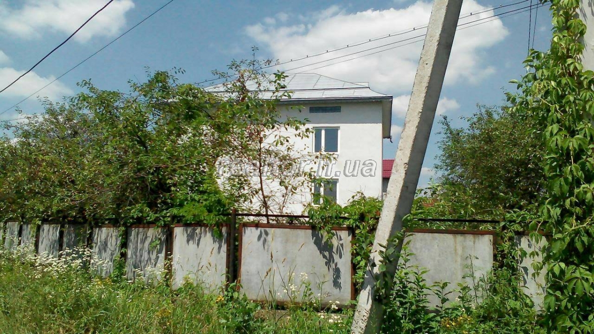 Velykyi_osobnyak_v_Chukalivtsi_v_z_opalennyam_v_stani_syrtsya_5038_3_1515685697.jpg