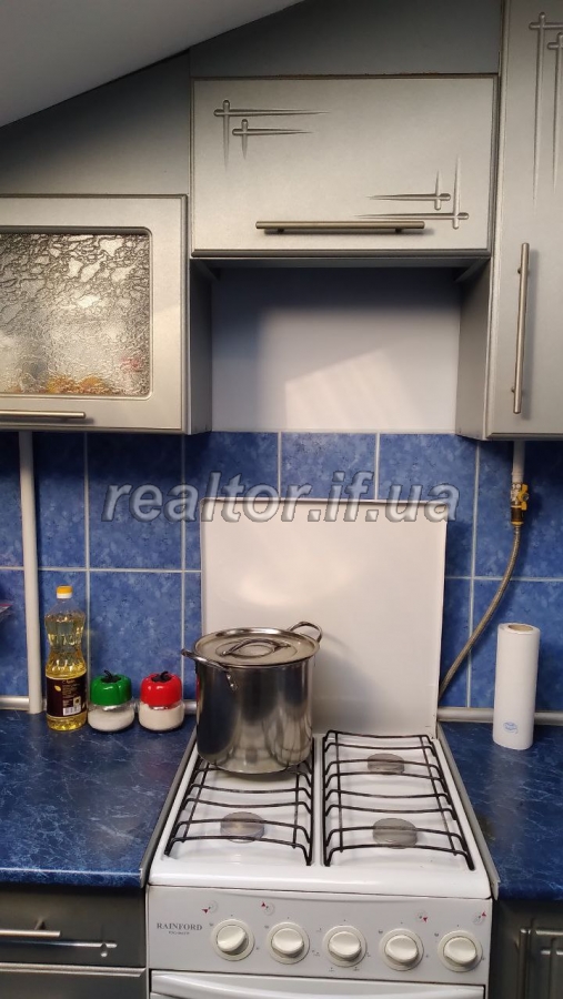 Zatyshna_dvokhkimnatna_kvartyra_z_remontom_mansardnoho_typu_-_idealne_mistse_dlya_vashoyi_simyi_22959_16_1711635443.jpeg