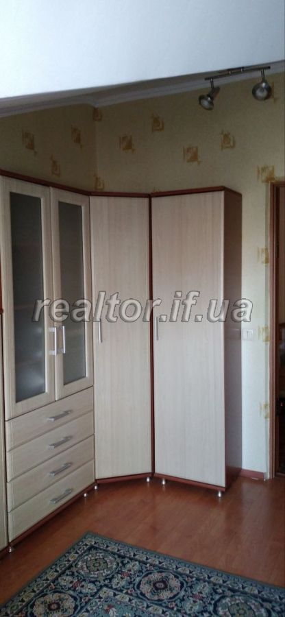 Zatyshna_dvokhkimnatna_kvartyra_z_remontom_mansardnoho_typu_-_idealne_mistse_dlya_vashoyi_simyi_22959_2_1711635442.jpeg