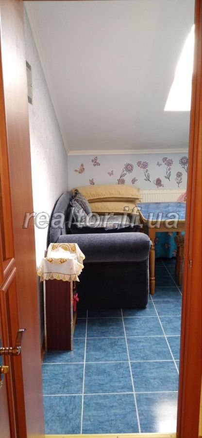 Zatyshna_dvokhkimnatna_kvartyra_z_remontom_mansardnoho_typu_-_idealne_mistse_dlya_vashoyi_simyi_22959_6_1711635442.jpeg
