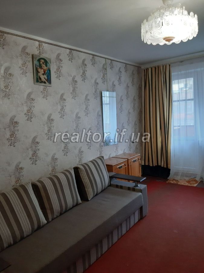 Zdam_dvokimnatnu_kvartyru_v_tsentri_na_vulytsi_Ukrayinska_17661_12_1581686480.jpg