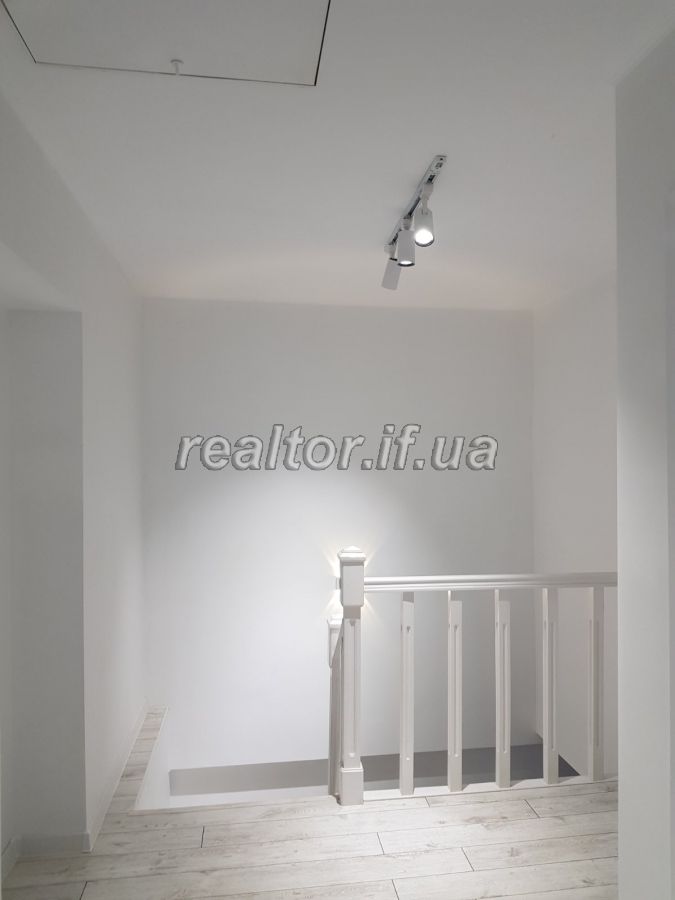Zdam_harnu_dvorivnevu_kvartyru_v_novomu_budynku_na_vulytsi_Halytska_21281_3_1643470592.jpeg