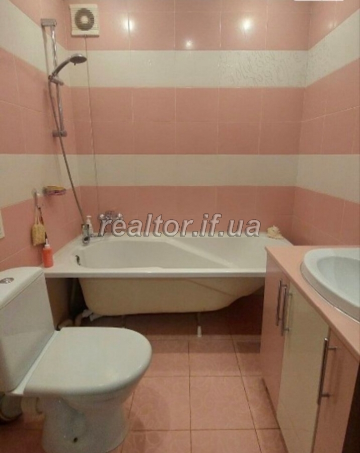 Zdam_harnu_kvartyru_ne_daleko_vid_tsentru_na_vulytsi_Vovchynetska_22151_7_1673878332.jpeg