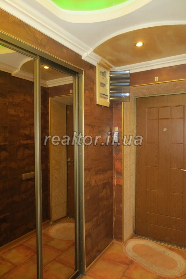 Zdam_harnu_trykimnatnu_kvartyru_z_suchasnym_yevroremontom_13788_13_1507901558.jpg
