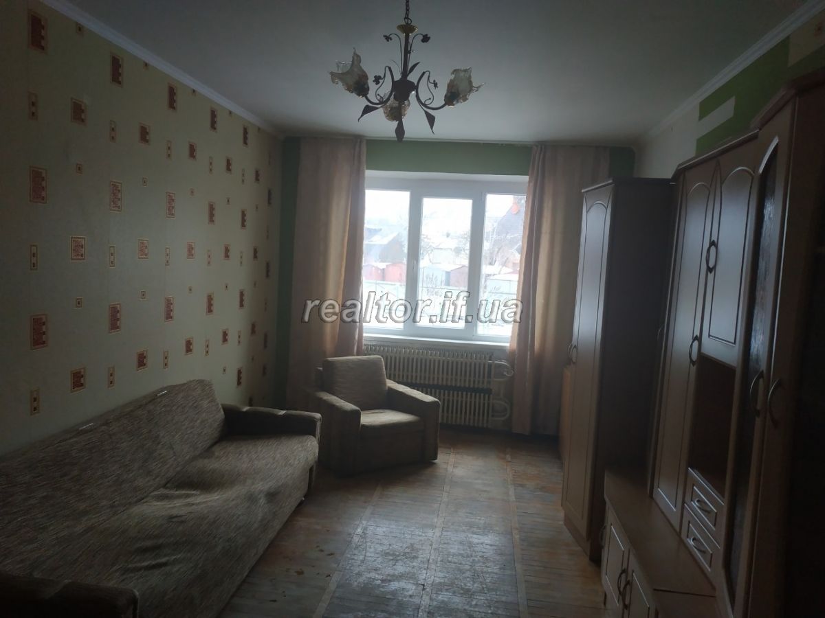Zdam_nedoroho_odnokimnatnu_kvartyru_na_vulytsi_Ivasyuka_16051_4_1551448253.jpg