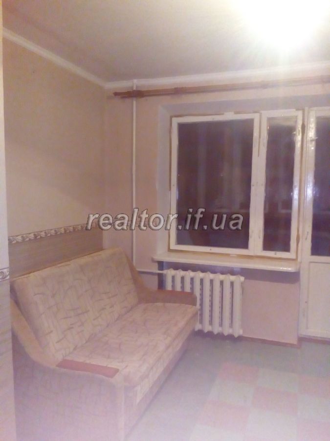 Zdam_nedoroho_odnokimnatnu_kvartyru_na_vulytsi_Mazepy_14102_6_1510311379.jpg