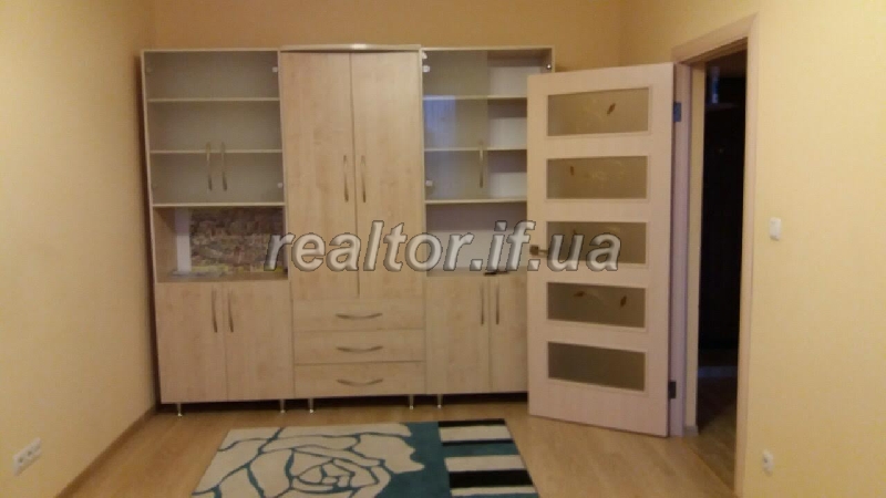 Zdam_odnokimnatnu_kvartyru_v_tsentralnii_chastyni_mista_12287_3_1487675985.jpg