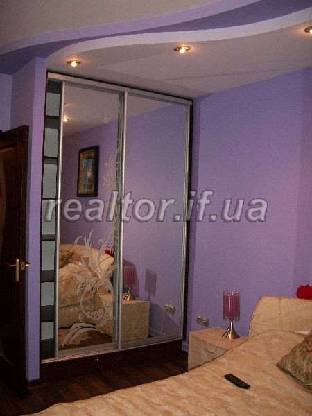 Zdam_trykimnatnu_kvartyru_v_tsentri_mista_po_vulytsi_Sichovykh_Striltsiv_9252_9_1444227692.jpg