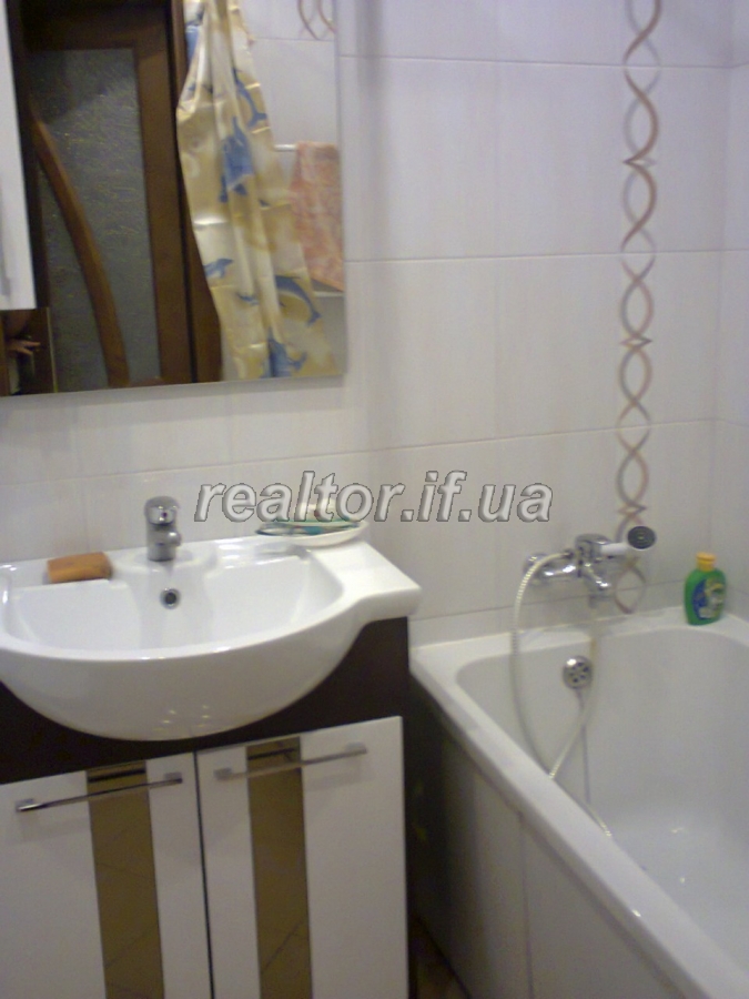 Zdam_v_orendu_dvokimnatnu_kvartyru_z_remontom_v_Kalynovii_Slobodi_13254_10_1550072565.jpg