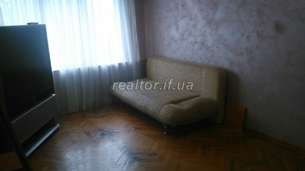 Zdam_v_orendu_harnu_kvartyru_na_vulytsi_Vovchynetska_16423_5_1565100725.jpg