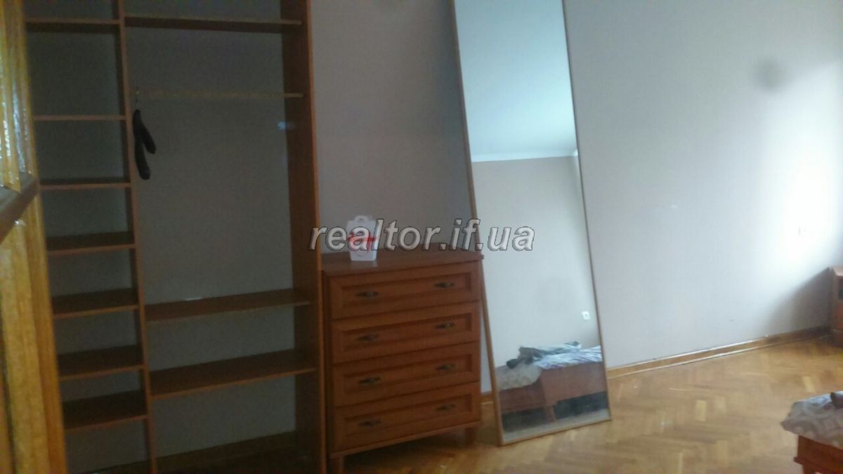 Zdam_v_orendu_harnu_kvartyru_na_vulytsi_Vovchynetska_16423_6_1565100725.jpg