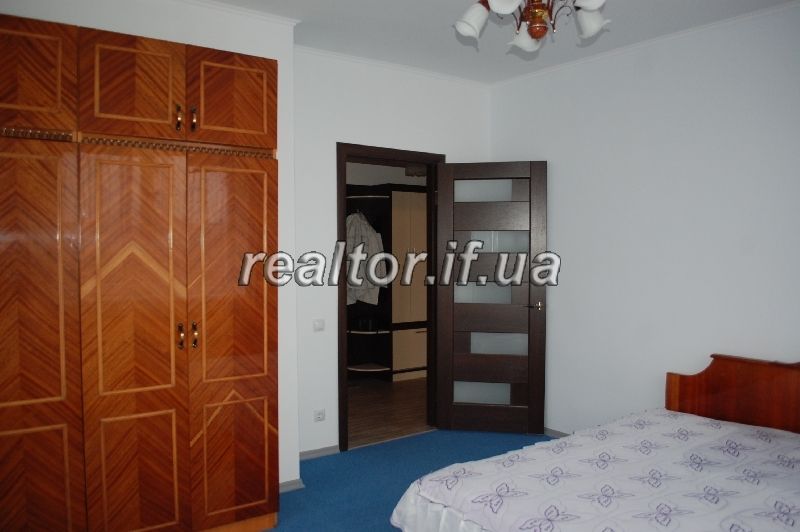 Zdam_v_orendu_kvartyru_dlya_inozemtsiv_(na_pidselennya)_9922_2_1453808798.jpg