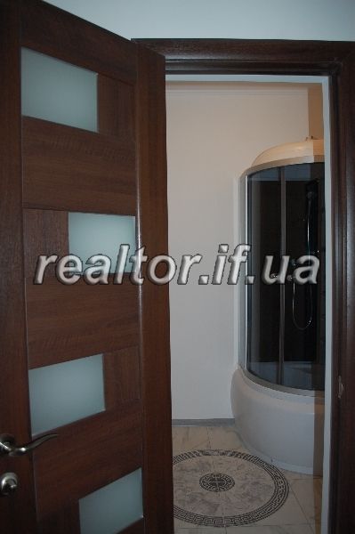 Zdam_v_orendu_kvartyru_dlya_inozemtsiv_(na_pidselennya)_9922_3_1453808798.jpg