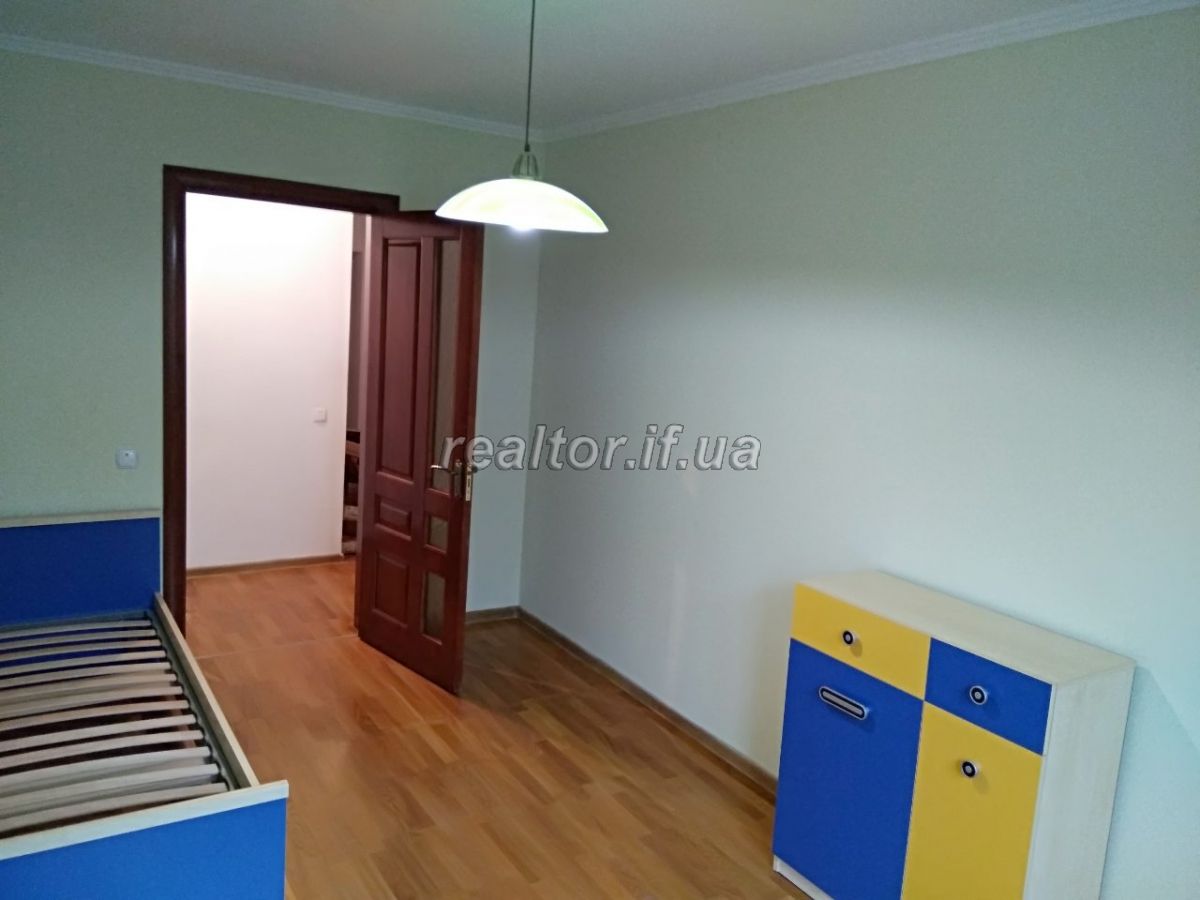 Zdam_v_orendu_kvartyru_v_novobudovi_v_Ivano_Frankivsku_na_vulytsi_Troleibusna_13799_3_1506415849.jpg