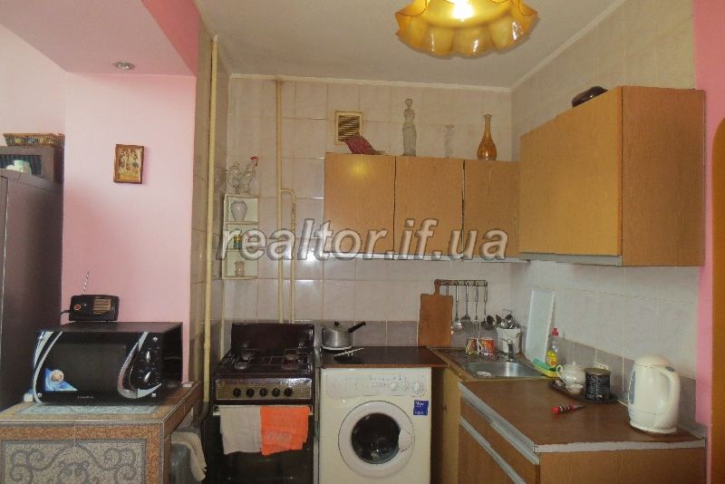 Zdam_v_orendu_odnokimnatnu_kvartyru_na_vulytsi_Dovzhenka_12997_2_1491923510.jpg
