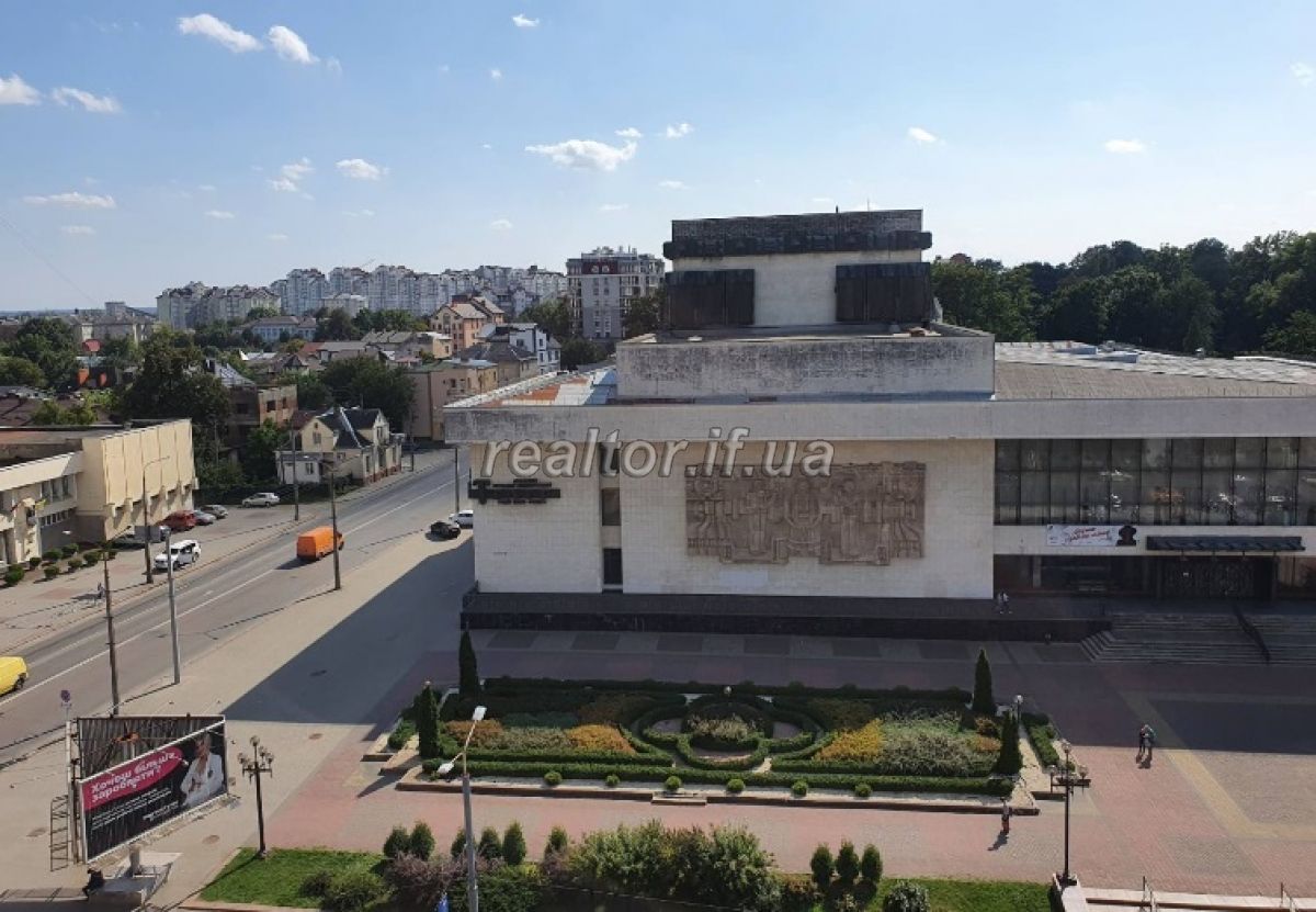 Zdam_v_orendu_prymishchennya_v_Tsentralnii_chastyni_mista_navproty_Dramteatru_11542_15_1631108890.jpeg