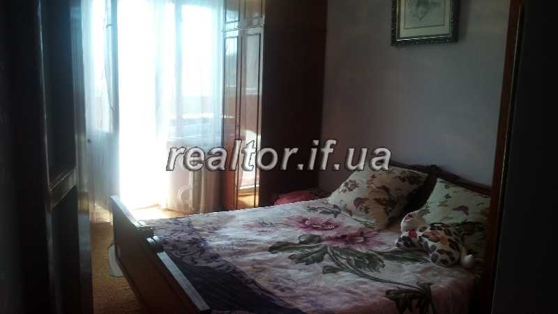 Zdam_v_orendu_trokhkimnatnu_kvartyru_z_remontom_meblyamy_ta_pobutovoyu_tekhnikoyu_8745_2_1438172965.jpg