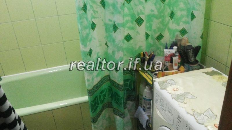Zdam_v_orendu_trokhkimnatnu_kvartyru_z_remontom_meblyamy_ta_pobutovoyu_tekhnikoyu_8745_5_1438172965.jpg