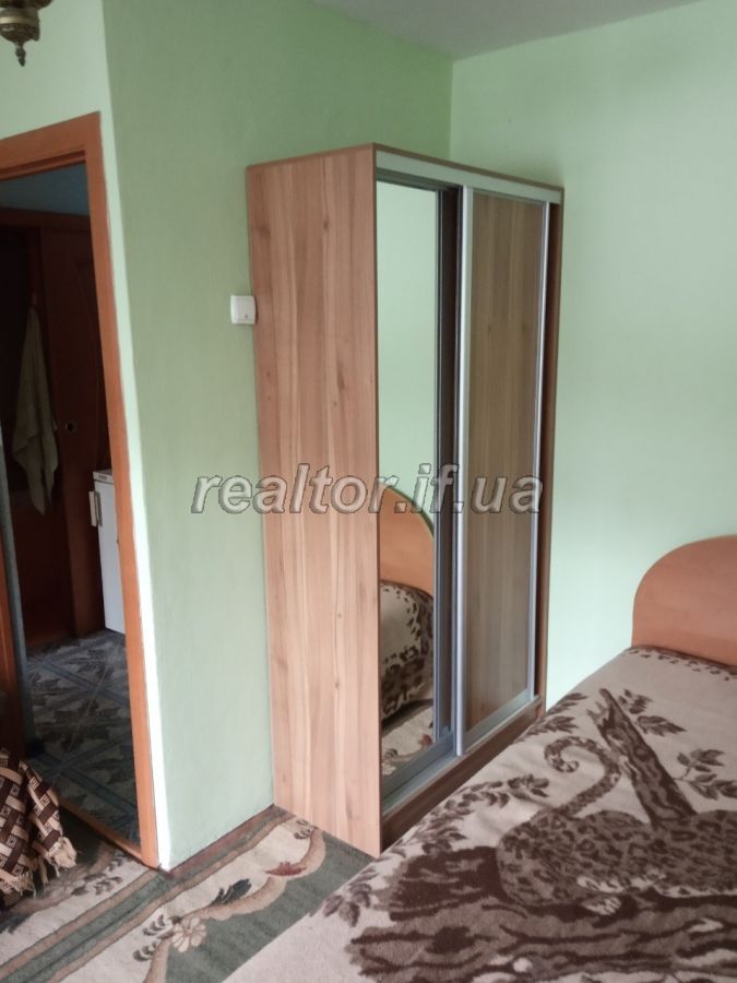 Zdam_v_orendu_z_remontom_odnokimnatnu_kvartyru_poruch_z_parkom__8335_7_1549874855.jpg