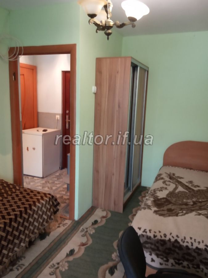Zdam_v_orendu_z_remontom_odnokimnatnu_kvartyru_poruch_z_parkom__8335_8_1549874855.jpg