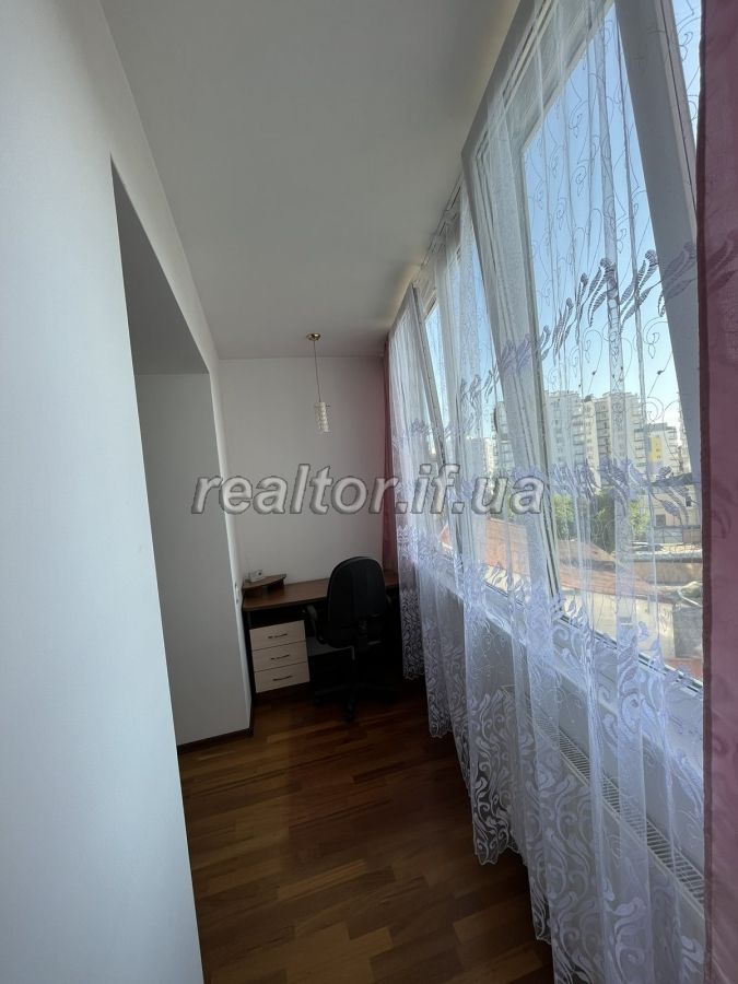 Zdam_v_tsentri_dvokimnatnu_kvartyru_v_novobudovi_bilya_parku_Shevchenka_5774_7_1683798631.jpeg