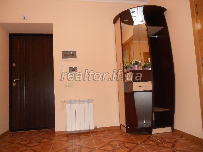Zdayetsya_3kimnatna_kvartyra_12718_12_1488476103.jpg