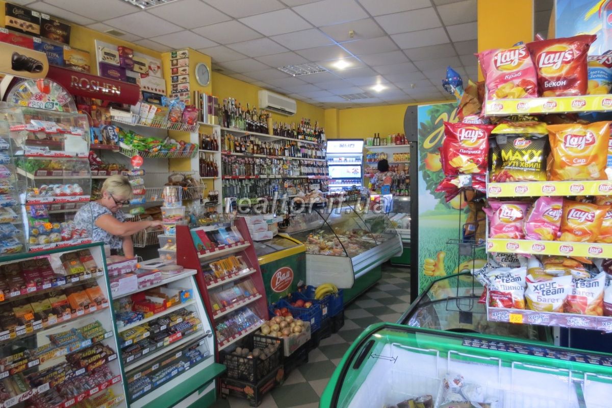 Zdayetsya_v_orendu_diyuchyi_produktovyi_mahazyn_v_Pasichnii_15301_9_1536241692.jpg