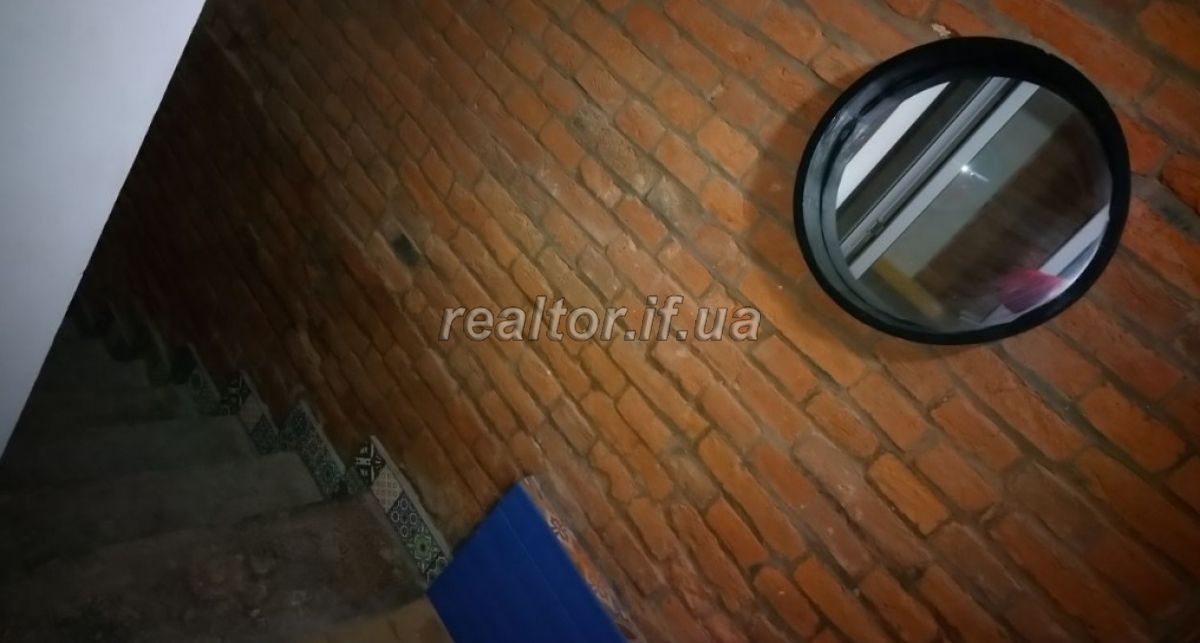 Zdayetsya_v_orendu_tsokolne_prymishchennya_z_krasyvym_remontom_po_vulytsi_Mazepy_20574_5_1627999344.jpeg